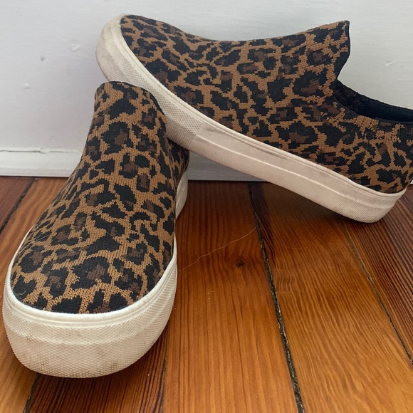 Steve Madden Slip On Shoe - Picture 1 of 2